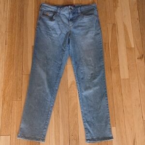 Gloria Vanderbilt Light Blue Slim-Leg Jeans Size6